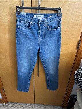 Frank & Eileen jeans $298 retail 27/28 some stretch no flaws not worn